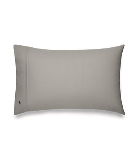 Pillowcase_grey-Henry-Moon-Ralph-Lauren-ralfs-Ekskluzivais-tekstils- Smalka-Zimolu-satina-segasparvalki-spilvendranas-Ekskljuzivnoe-Brendovoe-Dorogoe-satinovoe-navolocka