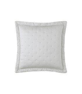 Quilted_pc_blancHenry-Moon-Yves-Delorme-Ekskljuzivnoe-Brendovoe-Dorogoe-satinovoe-navolocka-pododejalnik-Ekskluzivais-tekstils-Smalka-Zimolu-satina-segasparvalki-spilvendranas