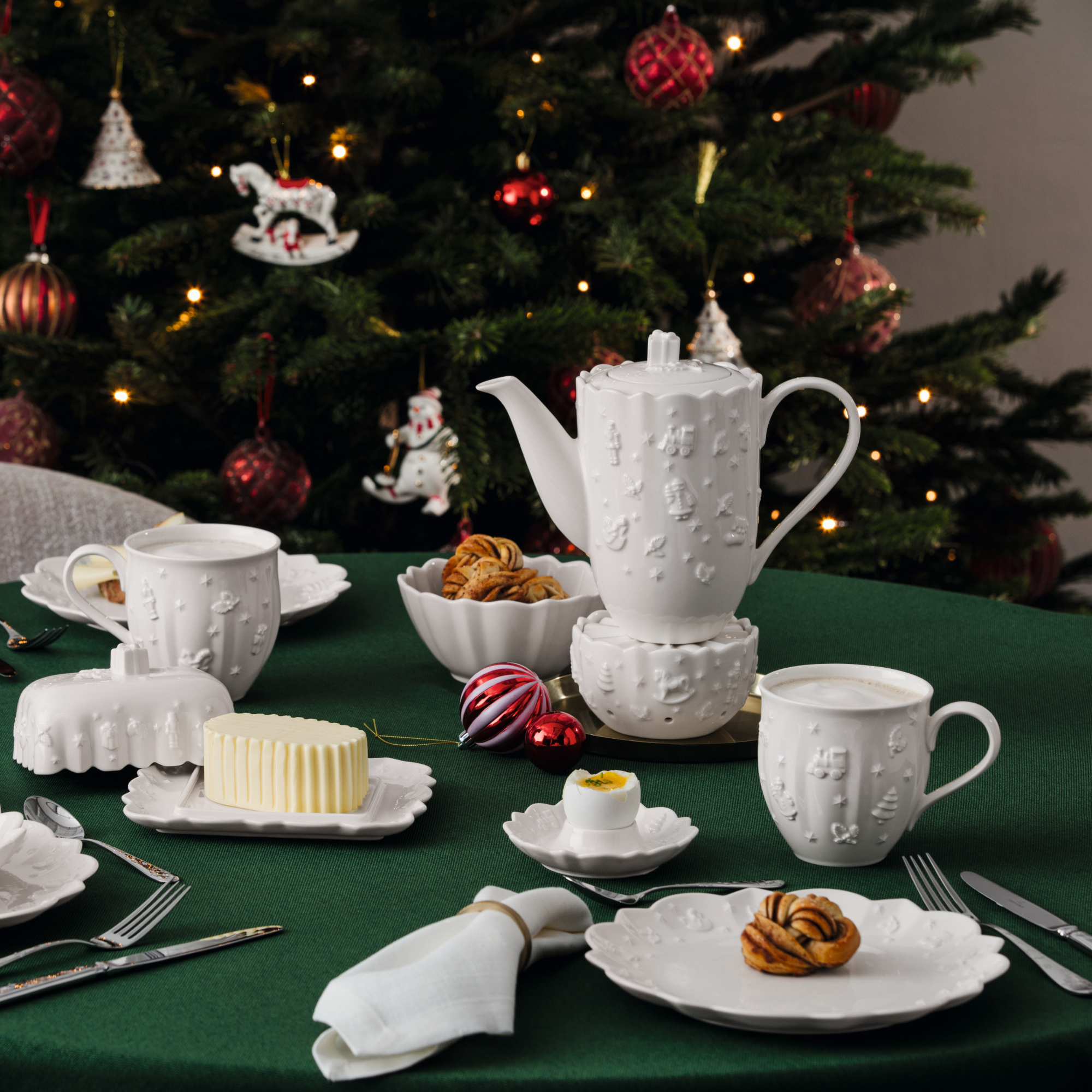 Modern Christmas & Toy's delight royal classic