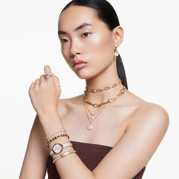 Apvienotais Kulons, Balts, Zelta toņa parklājums Sublima Swarovski 2